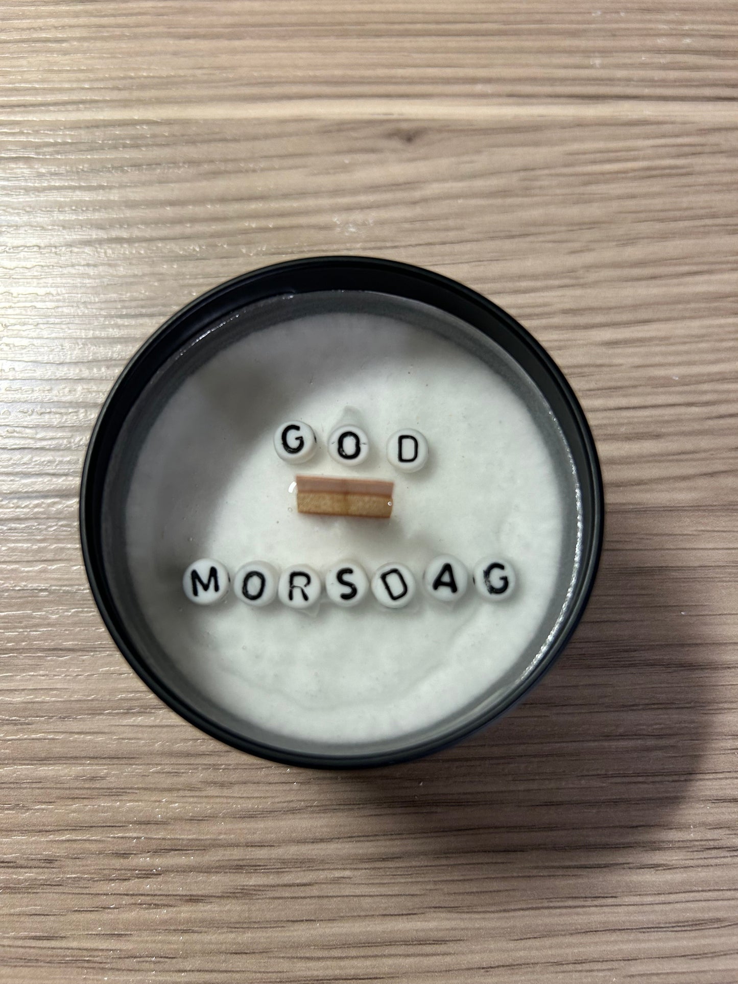 Duftlys med hemmelig beskjed (GOD MORSDAG/FARSDAG)