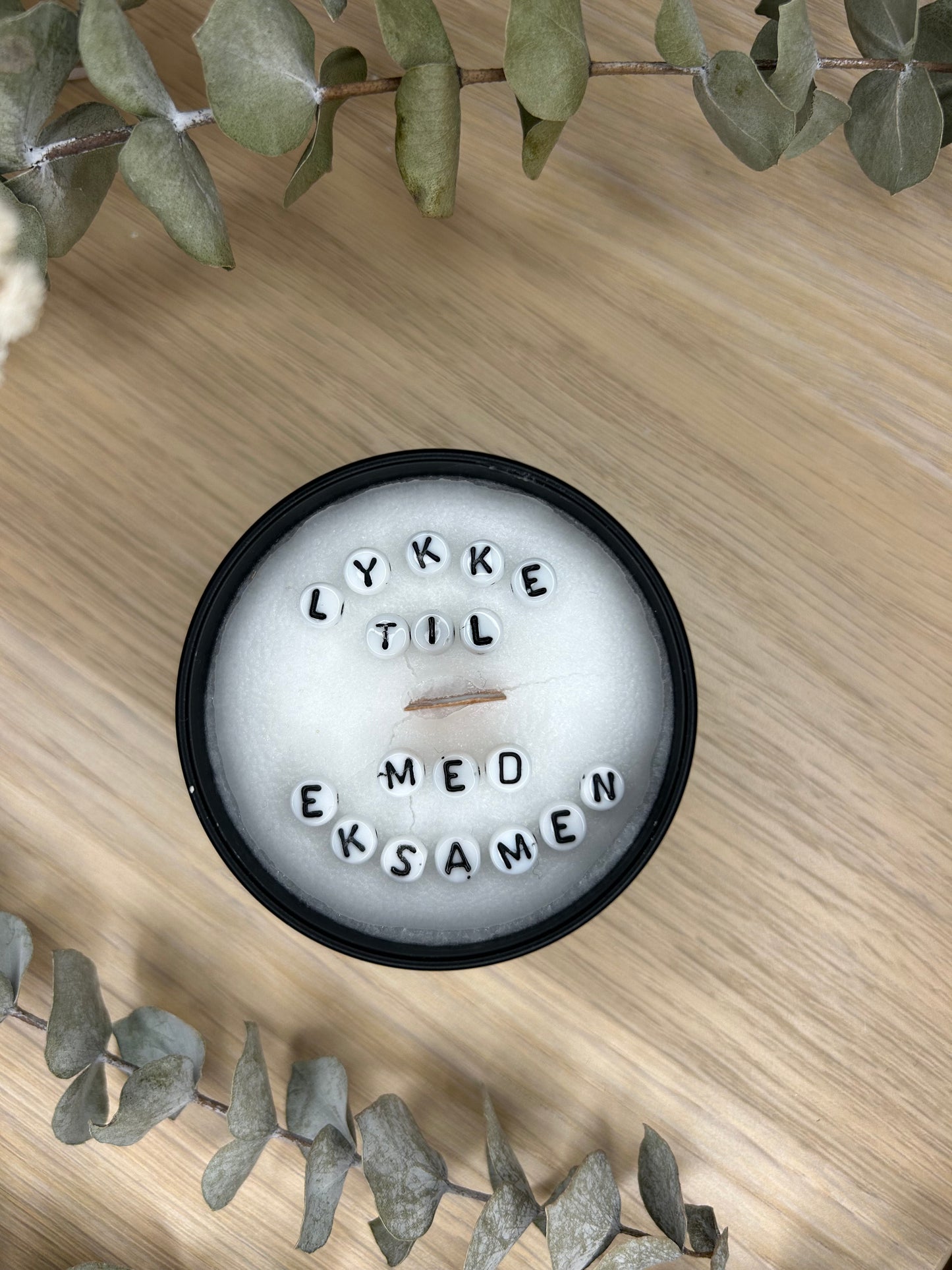 Duftlys med hemmelig beskjed (LYKKE TIL MED EKSAMEN)