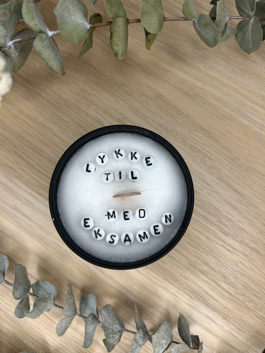 Duftlys med hemmelig beskjed (LYKKE TIL MED EKSAMEN)