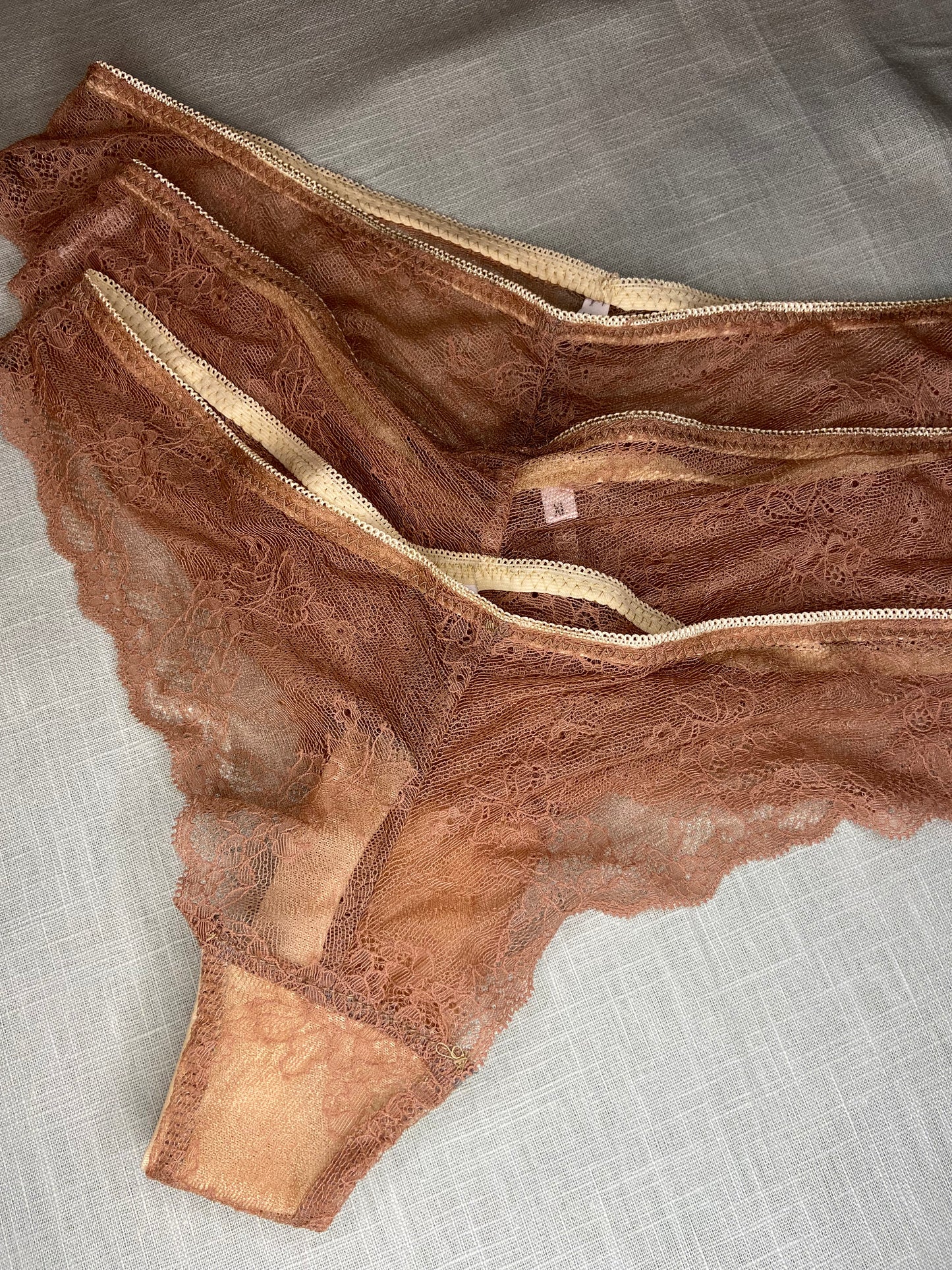 Spesialsydd bralette BRUN