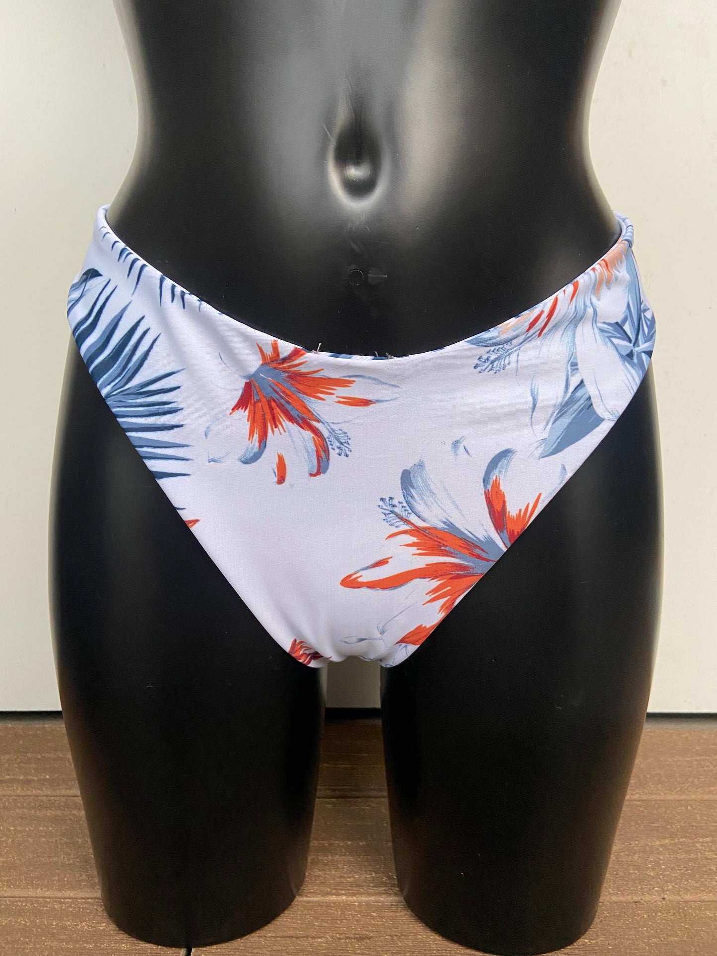 Eirins bikinitruse