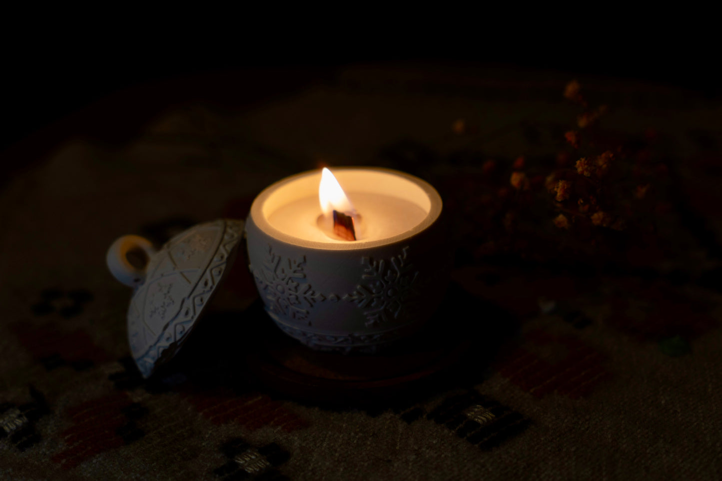 Eirins dekorjulekule med lys