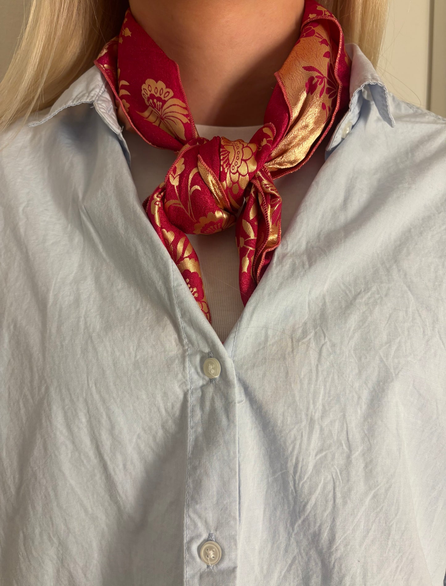 Silkeskjerf (silkebrokade)